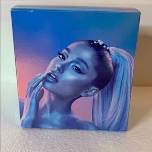 EMPTY BOX‎ Cloud 2.0 by Ariana Grande 3.4oz Perfume For Collectors